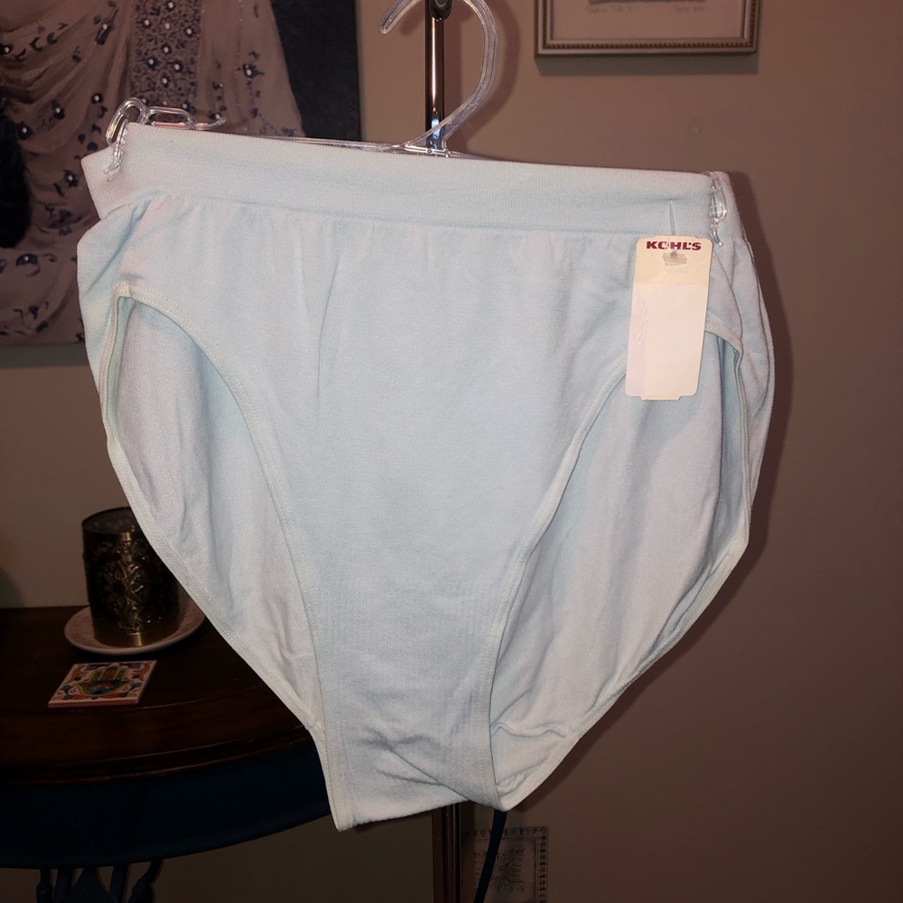 NWT BALI Comfort Revolution Hi/Cut Brief Panties / Underwear 303J 6 / 7 M L